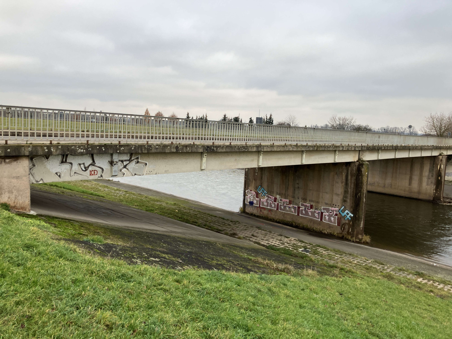 Brücke über die Weiße Elster Kleindalzig